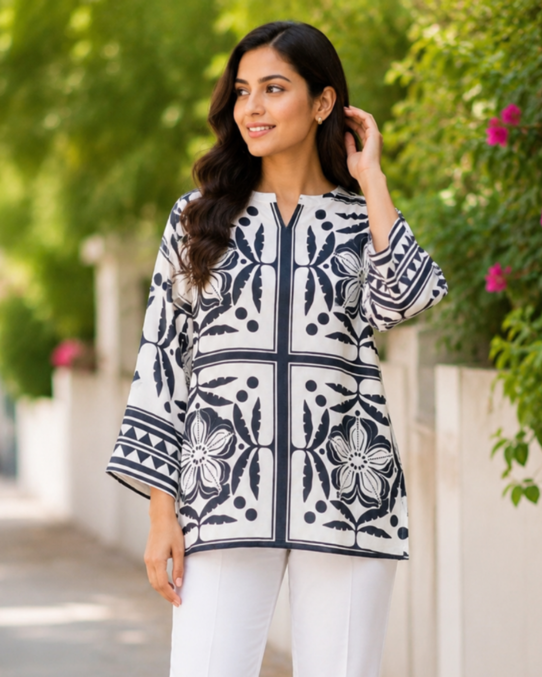 Classic Harmony Printed Short Top