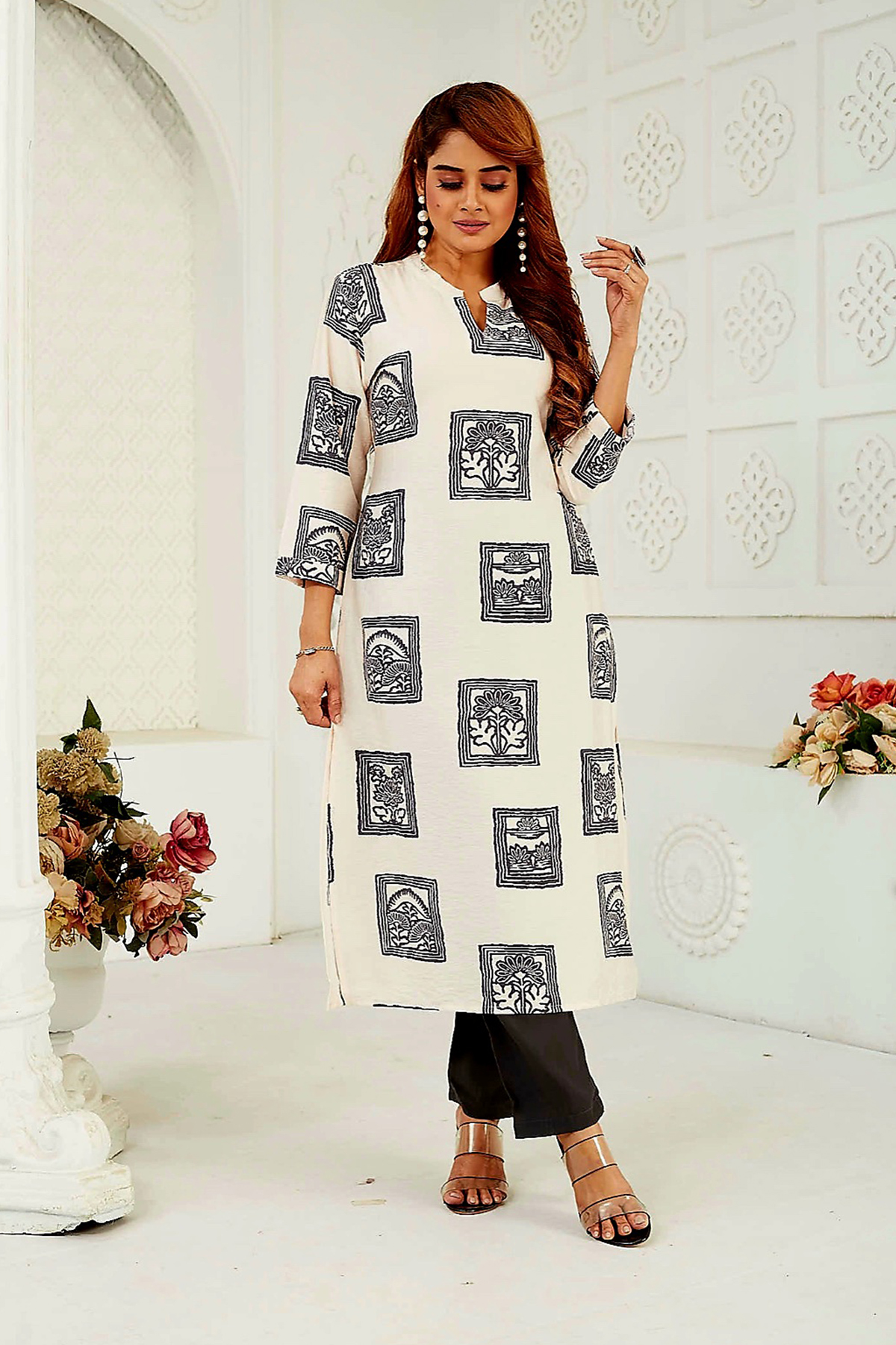 Women's white printed Kurta set